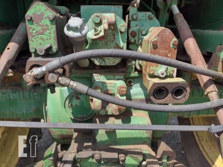 john-deere-4240-image-24
