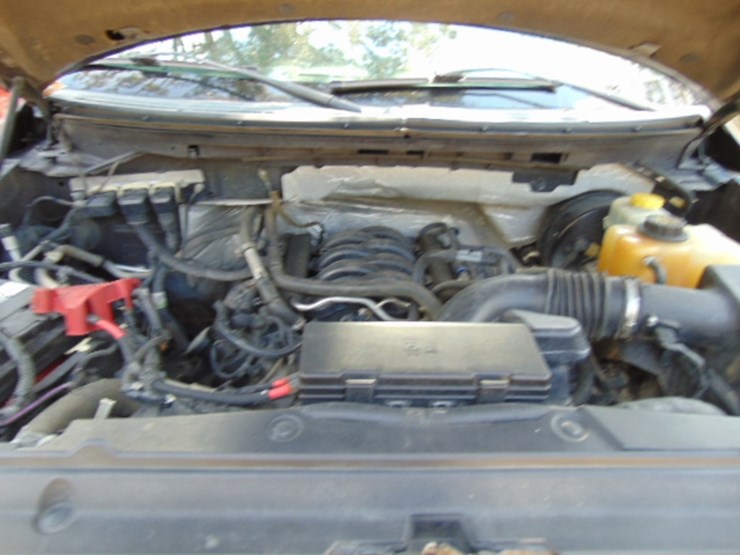 2014-ford-f150-xlt-image-8