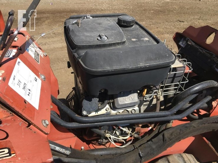 2011-ditch-witch-rt12-image-5