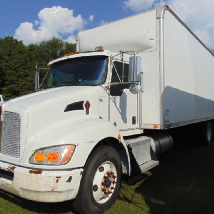 2016 KENWORTH T270