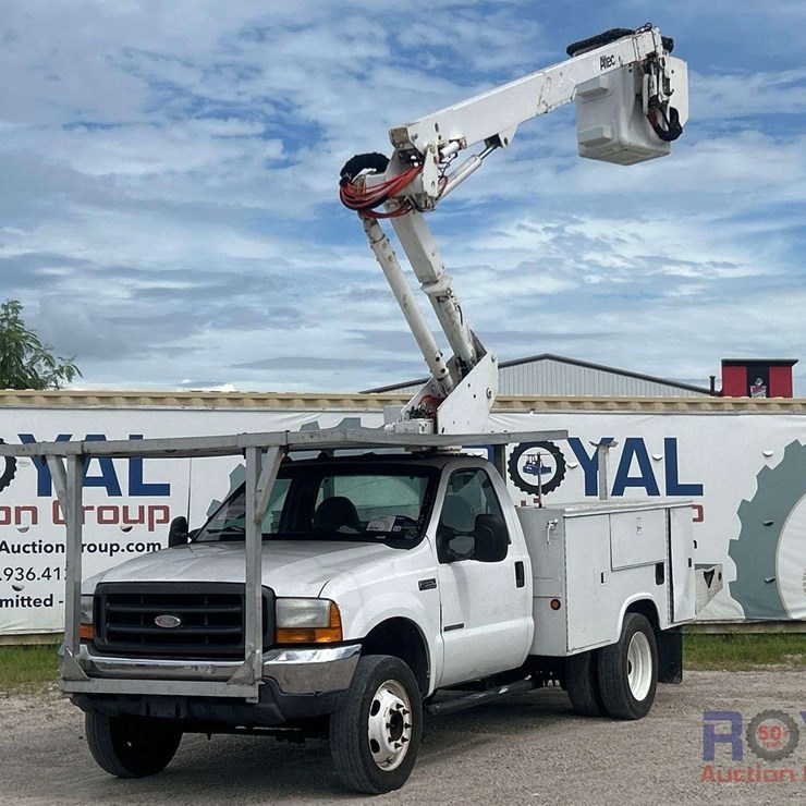 2000 FORD F550