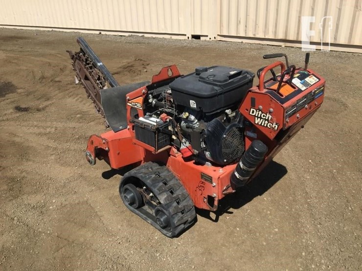 2013-ditch-witch-rt16-image-4