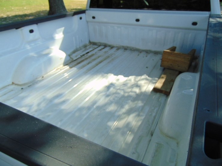 2014-chevrolet-silverado-image-3