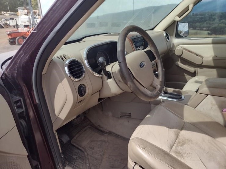 2007-ford-explorer-eddie-bauer-image-11
