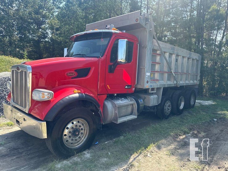 2017-peterbilt-567-image-2