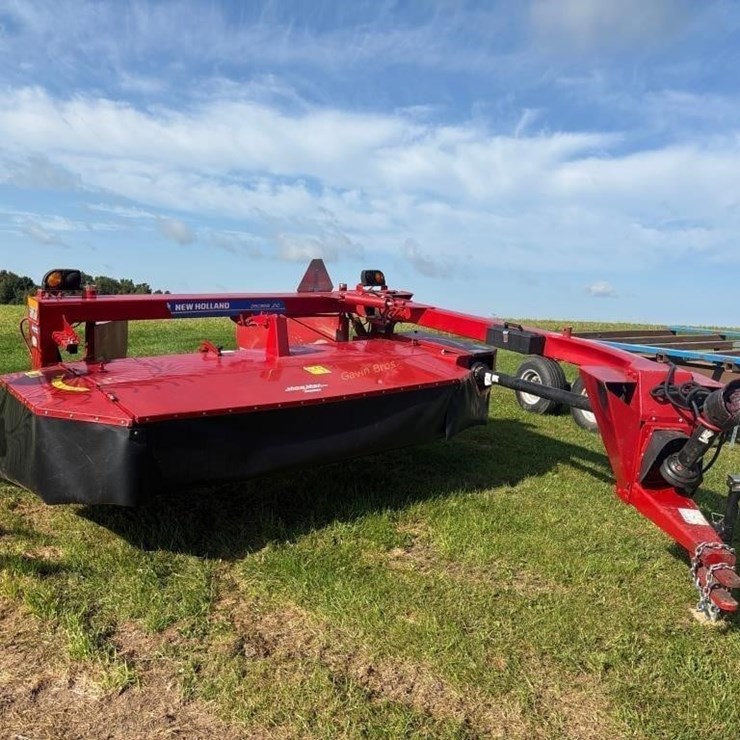 2022 NEW HOLLAND 210