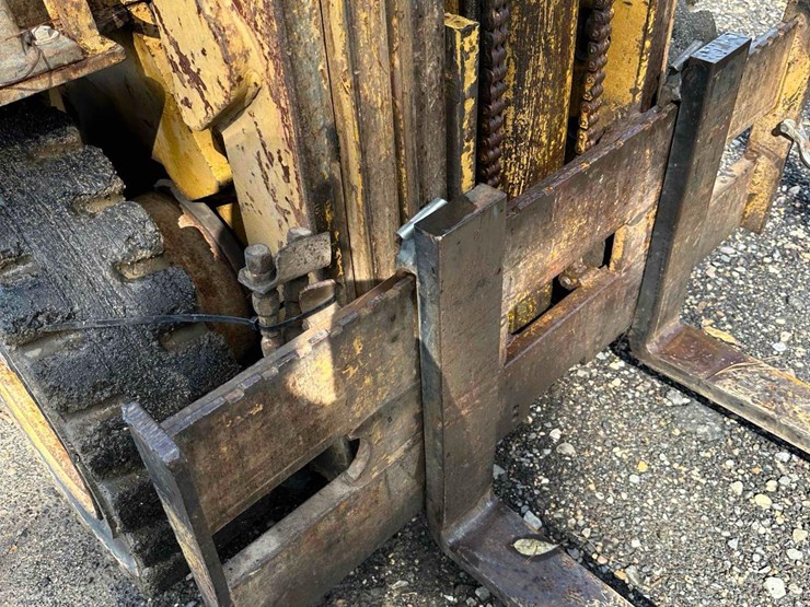 caterpillar-v50c-image-4