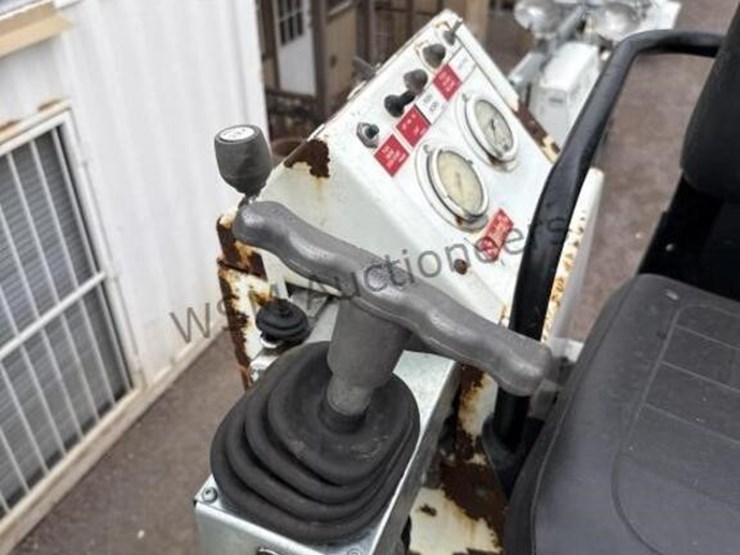 2012-terex-commander-4045-image-24