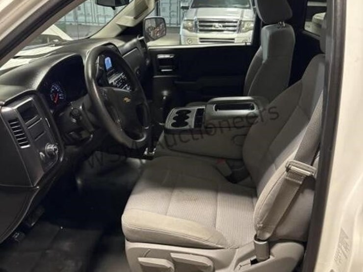 2014-chevrolet-silverado-1500-image-24