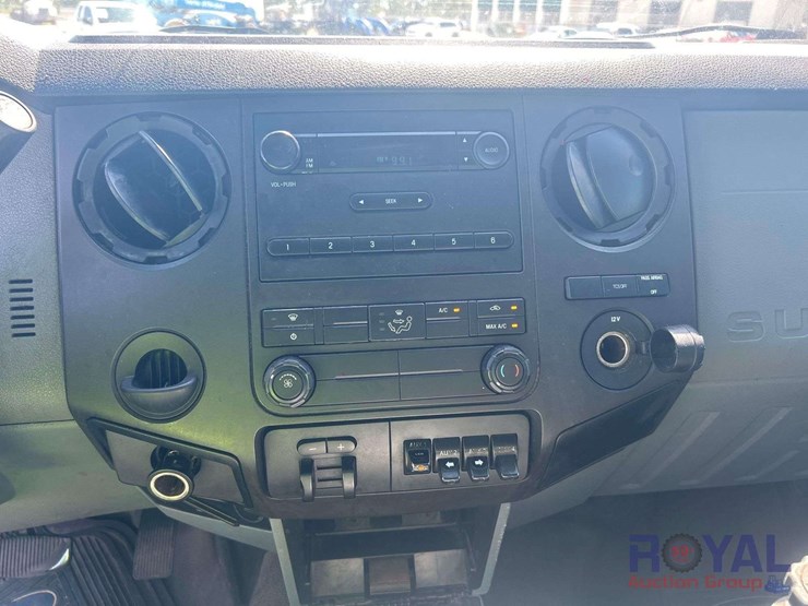 2015-ford-f550-image-7