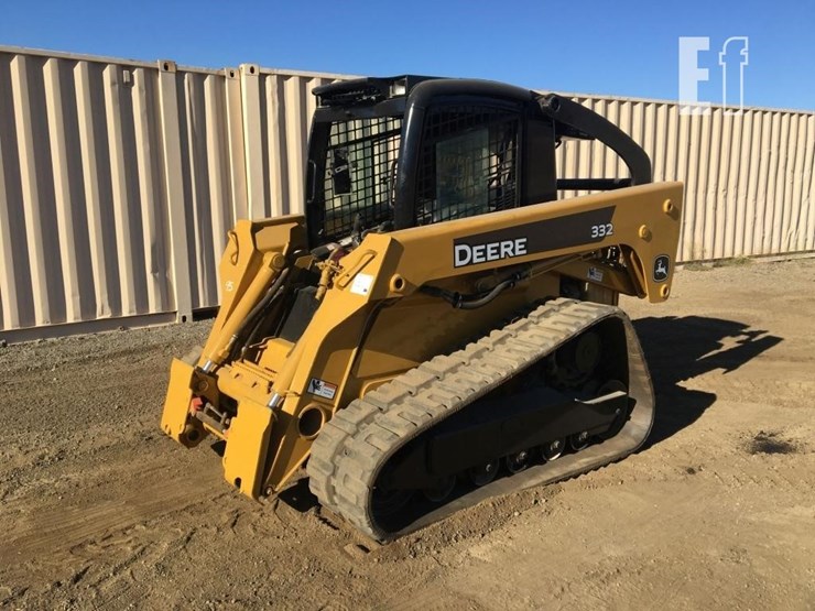 deere-332-image-1