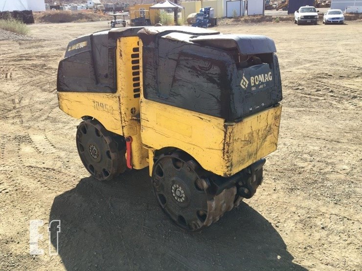 2015-bomag-bmp8500-image-3