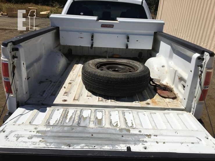 2013-ford-f150-xl-image-13