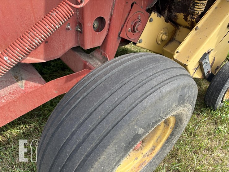 new-holland-644-image-9