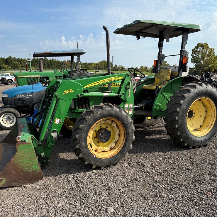 #16 • JOHN DEERE 5205 TRACTOR