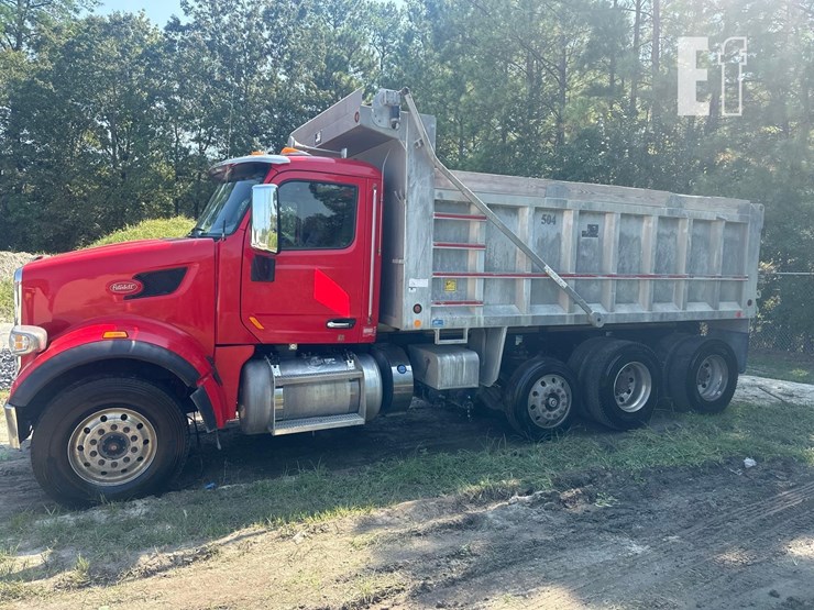 2017-peterbilt-567-image-3