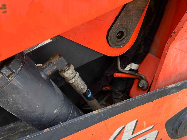 kubota-svl90-image-11