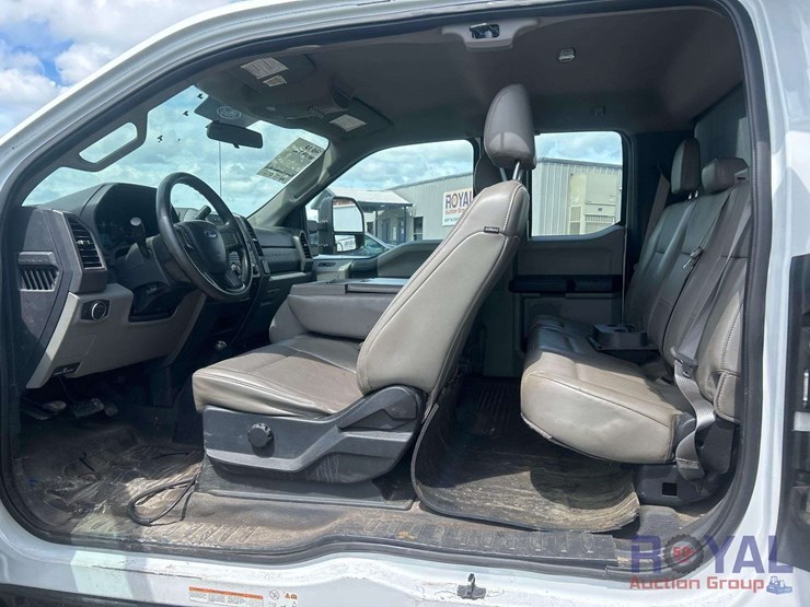2018-ford-f450-image-18