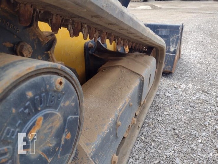 2020-deere-325g-image-30