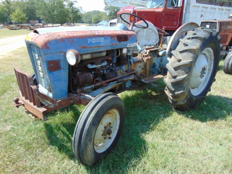 ford-2000-image-2