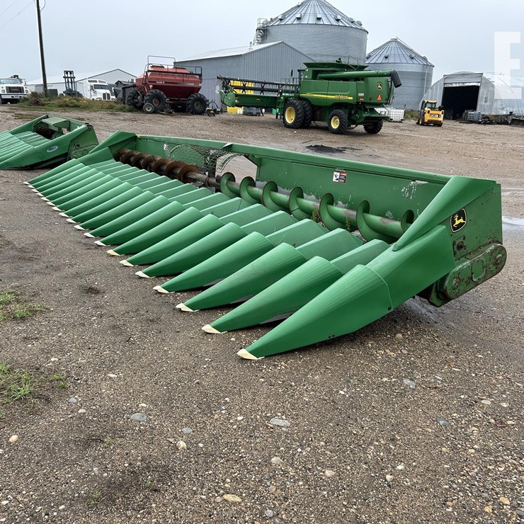 JOHN DEERE 1240