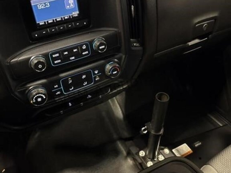 2014-chevrolet-silverado-1500-image-22