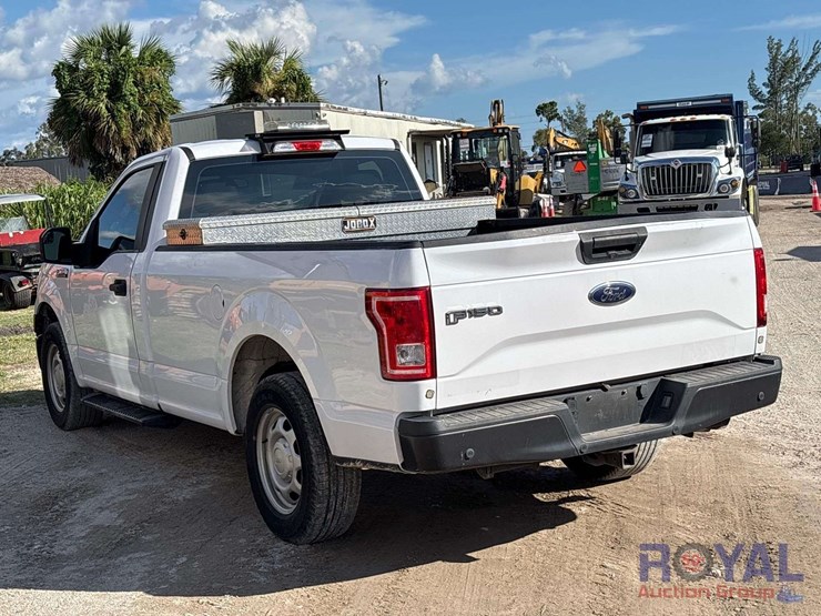 2017-ford-f150-image-4