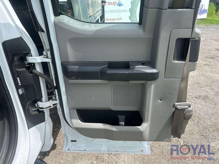 2018-ford-f450-image-17