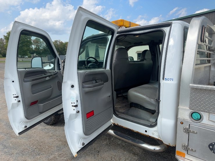 2004-ford-f250-xl-image-15