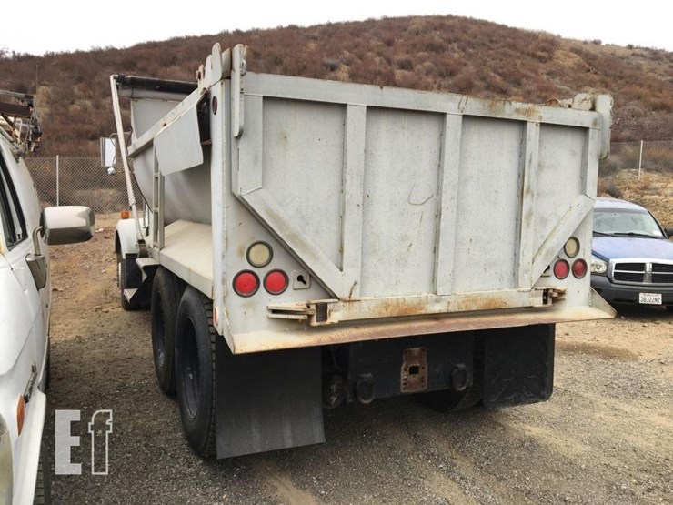 1993-kenworth-t800-image-4