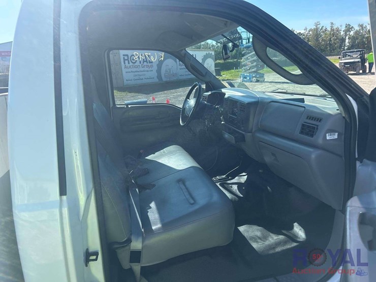 2003-ford-f250-image-28