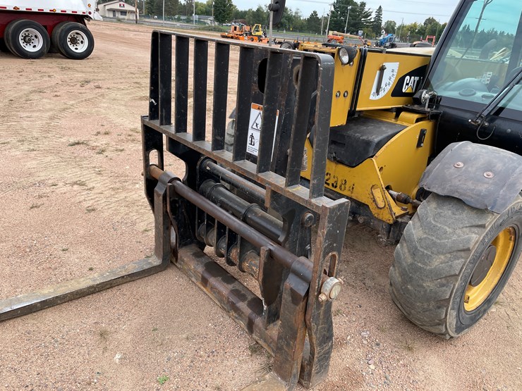 caterpillar-th255c-image-10