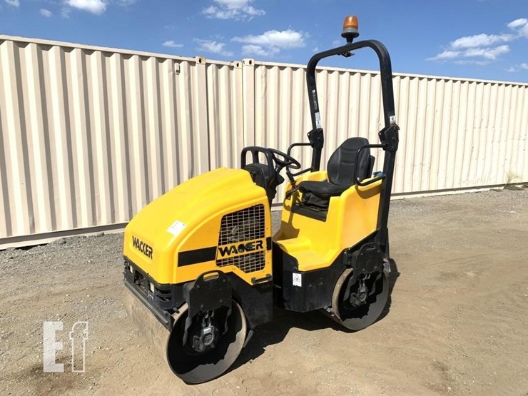 2008-wacker-neuson-rd16-image-1
