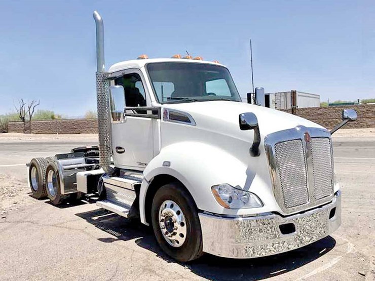 2020-kenworth-t680-image-2