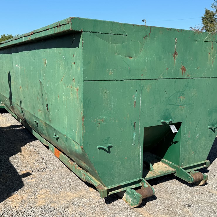 #72 • 22' ROLL OFF DUMPSTER
