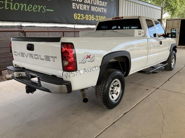 2007-chevrolet-silverado-3500-image-7