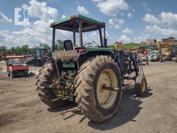 john-deere-4240-image-28