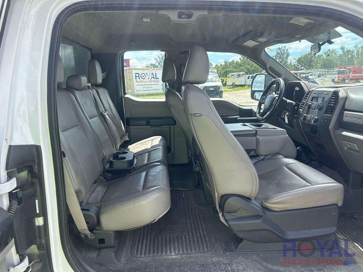 2018-ford-f450-image-23