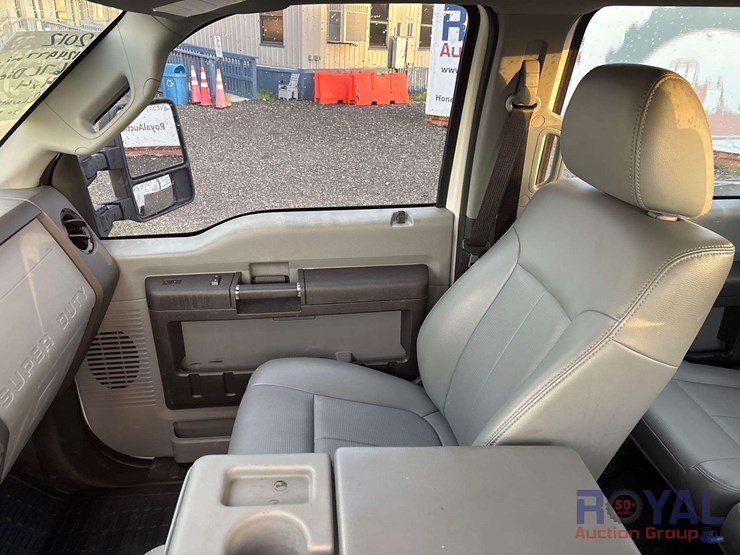 2012-ford-f350-image-15