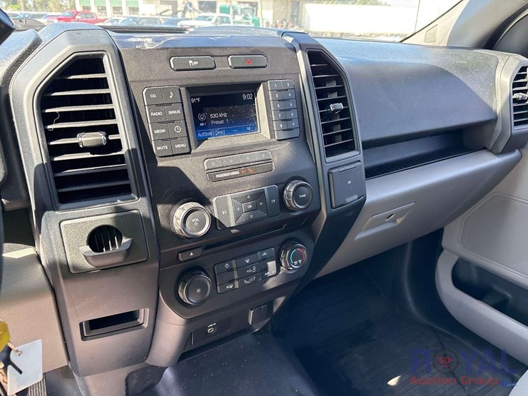 2015-ford-f150-image-16