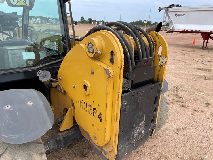 caterpillar-th255c-image-14
