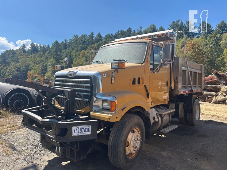 2008-sterling-l8500-image-1
