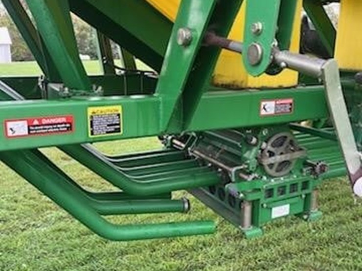 john-deere-1820-image-11