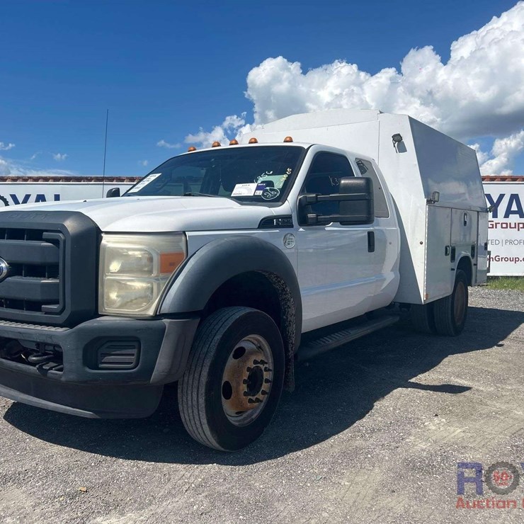 2015 FORD F550