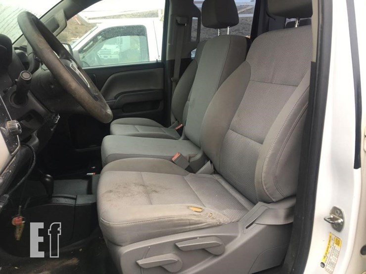 2015-gmc-sierra-2500hd-image-8
