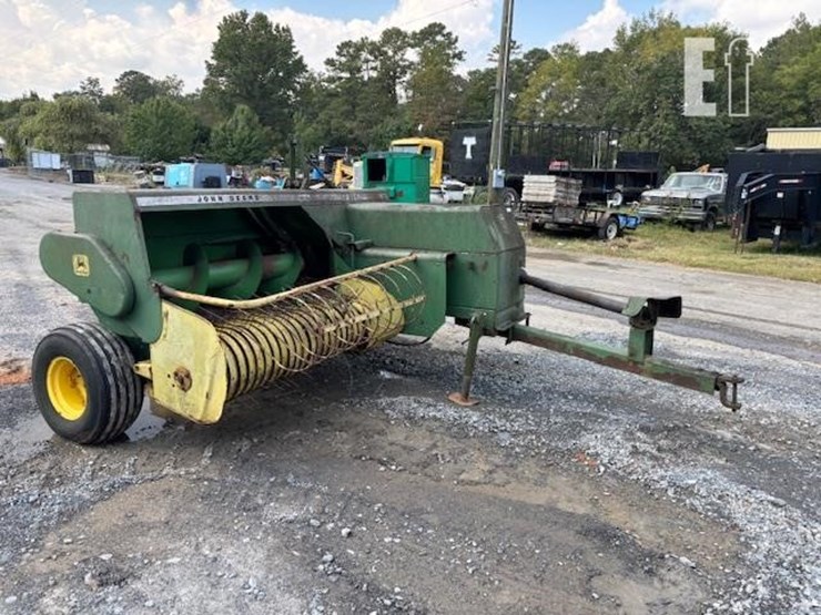 john-deere-336-image-2