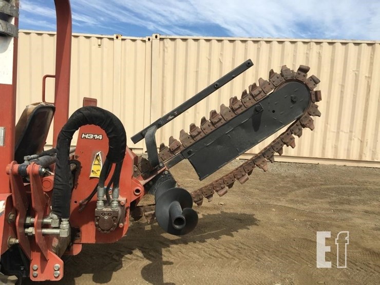 2015-ditch-witch-rt40-image-11
