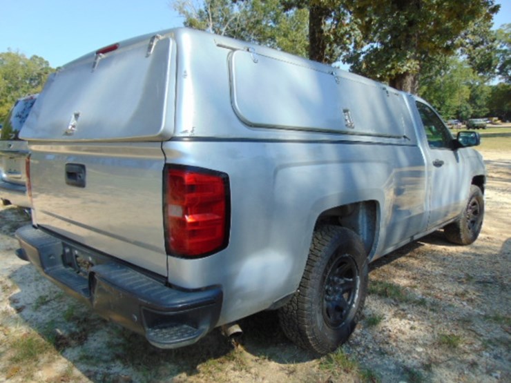 2016-chevrolet-silverado-1500-image-2
