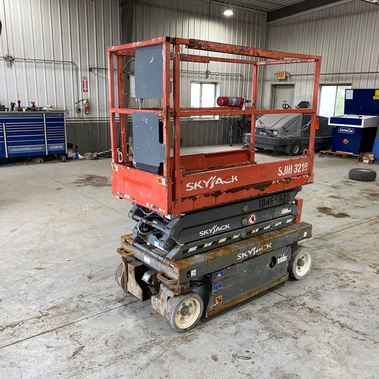 2015 SKYJACK SJIII3219