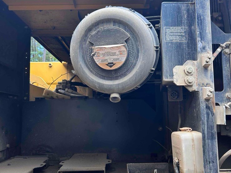 2010-deere-350d-image-21